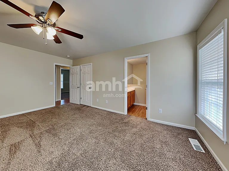 2645 Wynbrook Dr — Photo 10