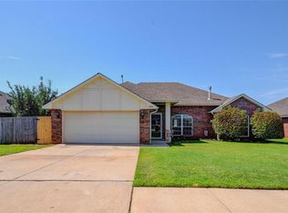 1420 Chambers St, Norman, OK 73071
