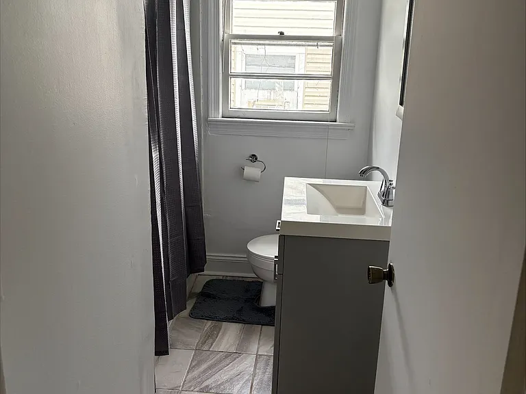 215 Palatine Ave #B — Photo 15