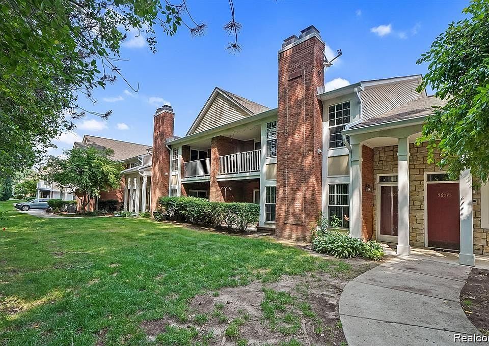 1st image of 56075 Chesapeake Cir
