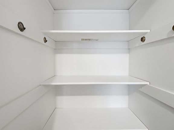 4th image of 6237 Benneville St APT 1