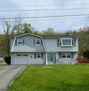 33 Lincoln Ave, Ogdensburg, NJ, 07439