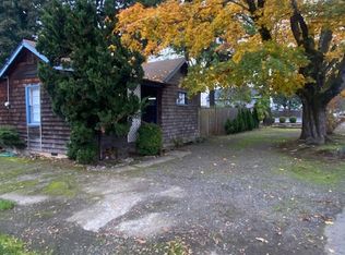 692 S Ivy St, Canby, OR 97013