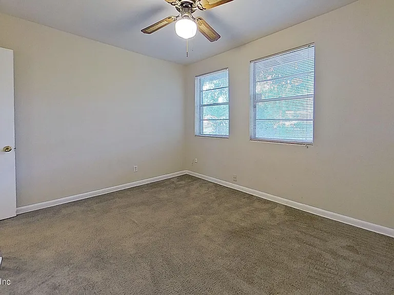 7104 Waikiki Rd — Photo 14