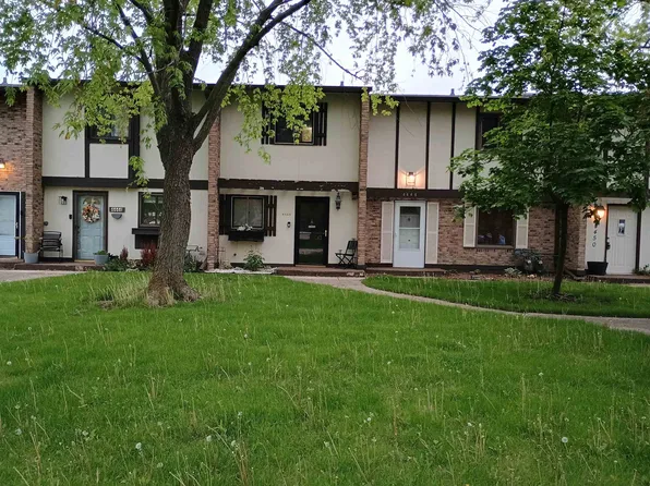 4446 Pepper Dr, Rockford, IL 61114