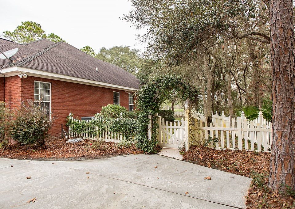 1394 N River Oaks Dr, Blackshear, GA 31516 Zillow