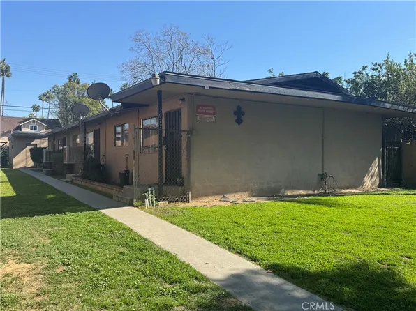 2972 Orange St, Riverside, CA 92501