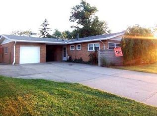 5115 Chantilly Dr, Cincinnati, OH 45238