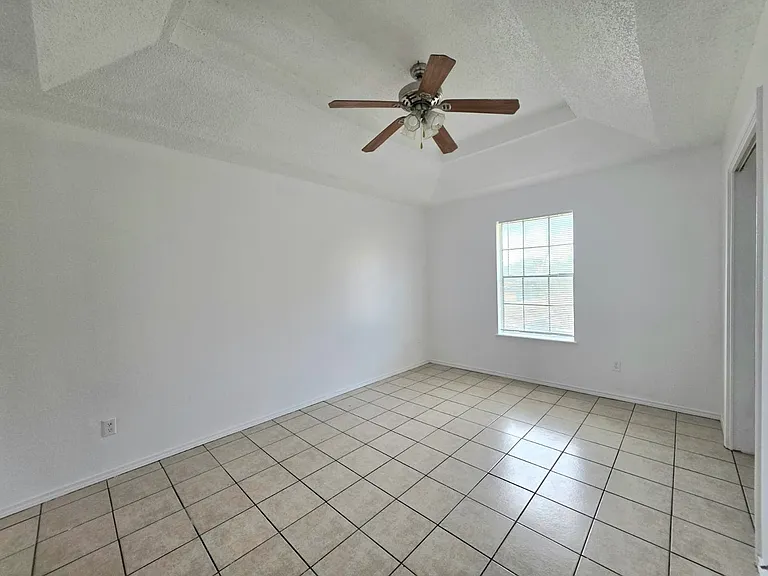 4108 N 24th Ln #10 — Photo 6