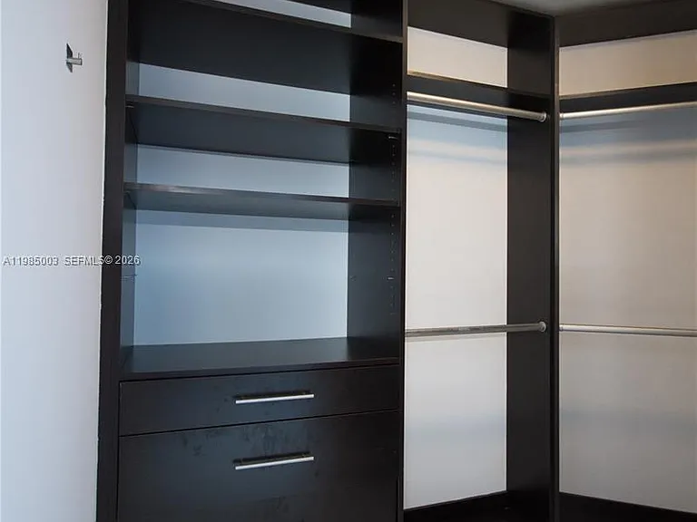 2020 N Bayshore Dr #2204 — Photo 11