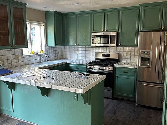 3rd image of 1209 Huph St