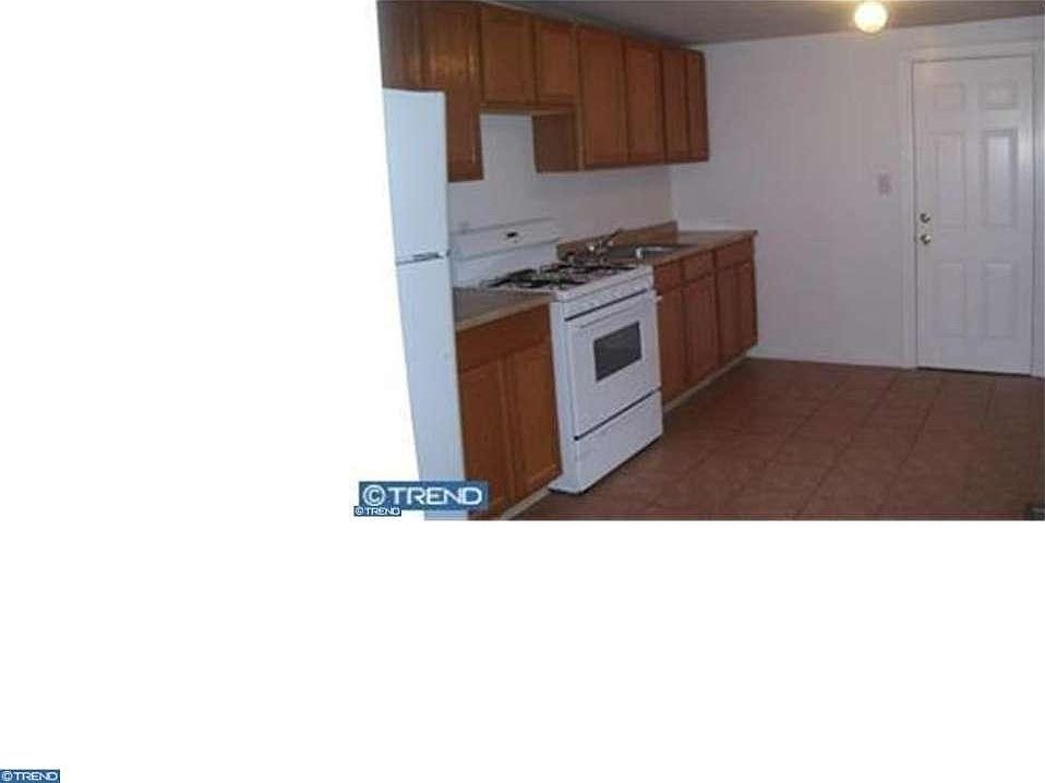 2nd image of 1213 W 2nd St