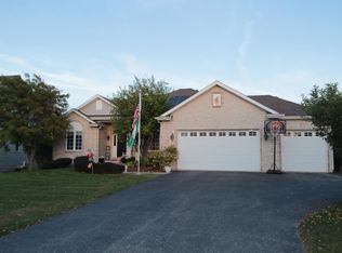 8441 Mitchell Rd, Machesney Park, IL 61115