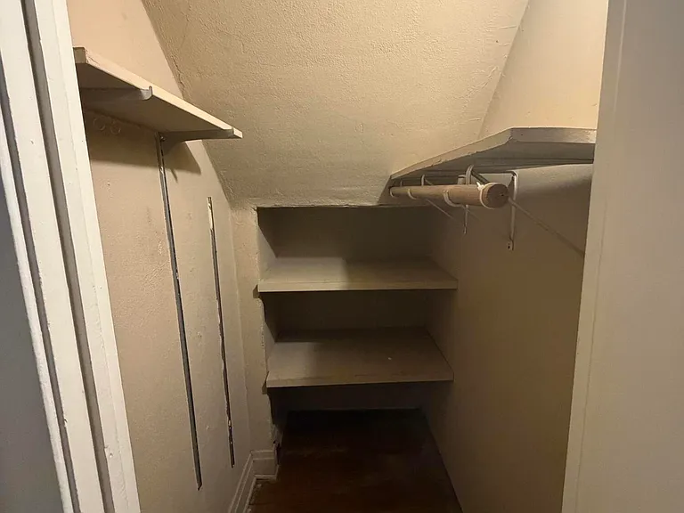 902 E Palm Ln #4 — Photo 17