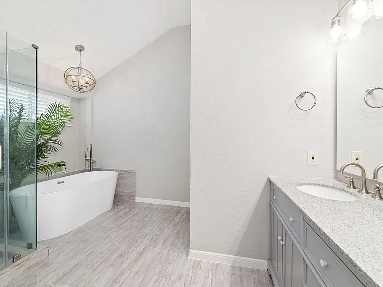 12702 Ashford Creek Dr — Photo 20