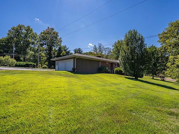 4th image of 6611 Rosser Dr
