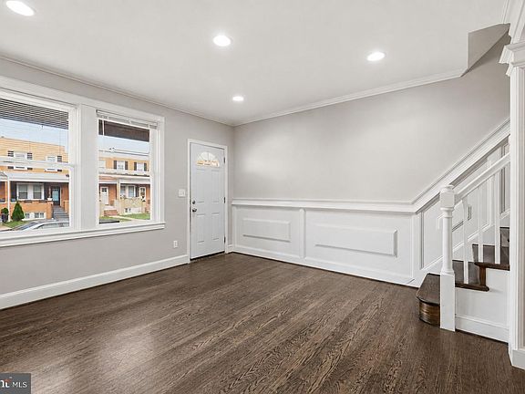 5th image of 313 Elrino St