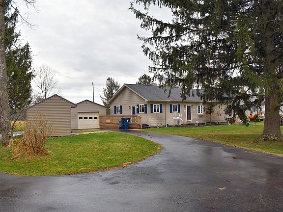 2nd image of 15140 Schutz Rd