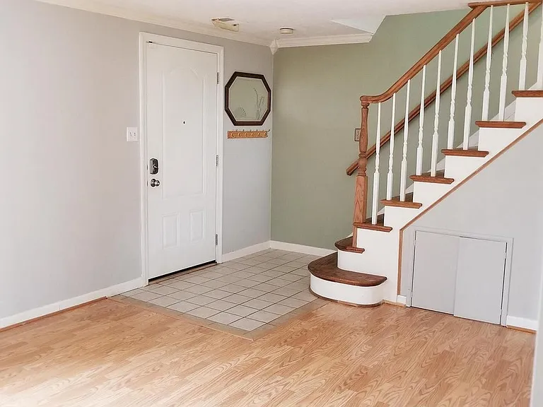 3581 Brickwall Ln — Photo 4