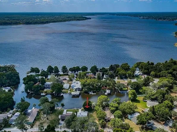 1154 Lagoon Rd, Tarpon Springs, FL 34689
