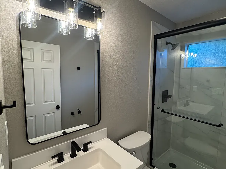 2043 Venus Dr #2 — Photo 11