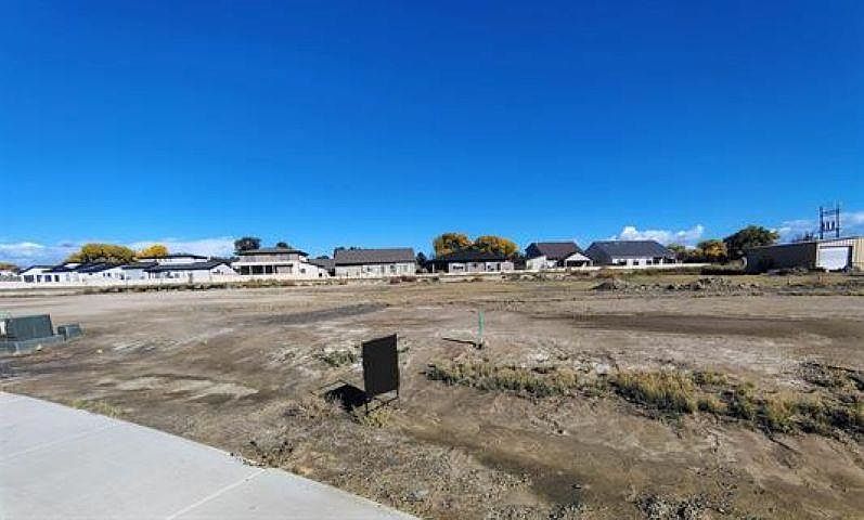 1st image of 704 Freedom Way