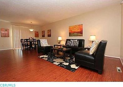2nd image of 5764 Lucinda Ct