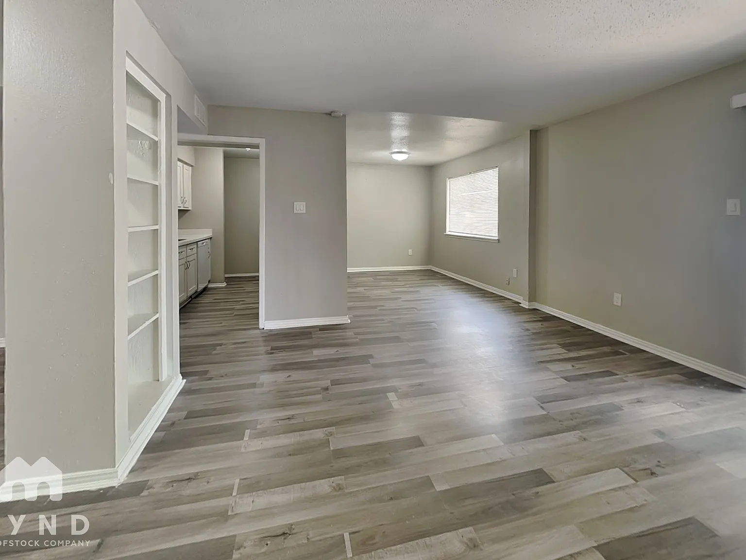 2 bed, 2.0 bath, 1131 sqft, $1,055 — Photo 3