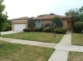 9118 Lowell Ave, Skokie, IL 60076