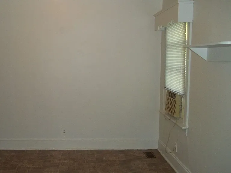 206 Hudson St — Photo 18