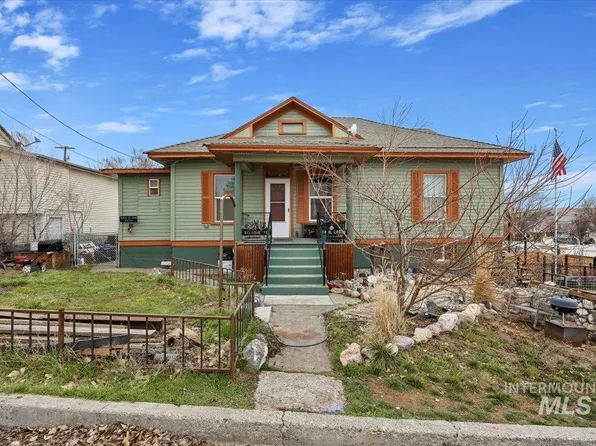 410 N Logan St, Glenns Ferry, ID 83623