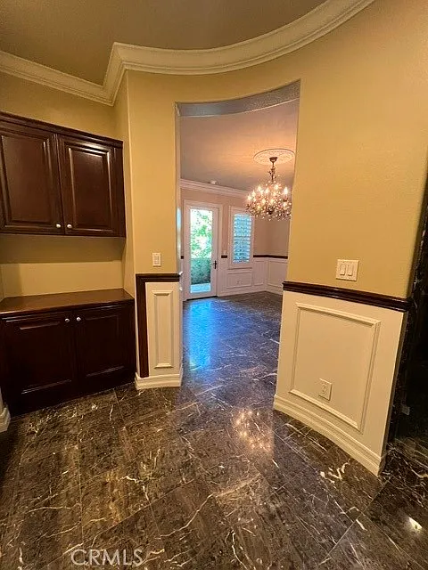 4 bed, 3.5 bath, 2501 sqft, $6,585 — Photo 2