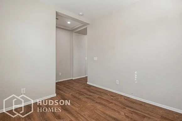23612 W Hopi St — Photo 5