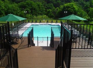 1200 New River Dr, Radford, VA 24141