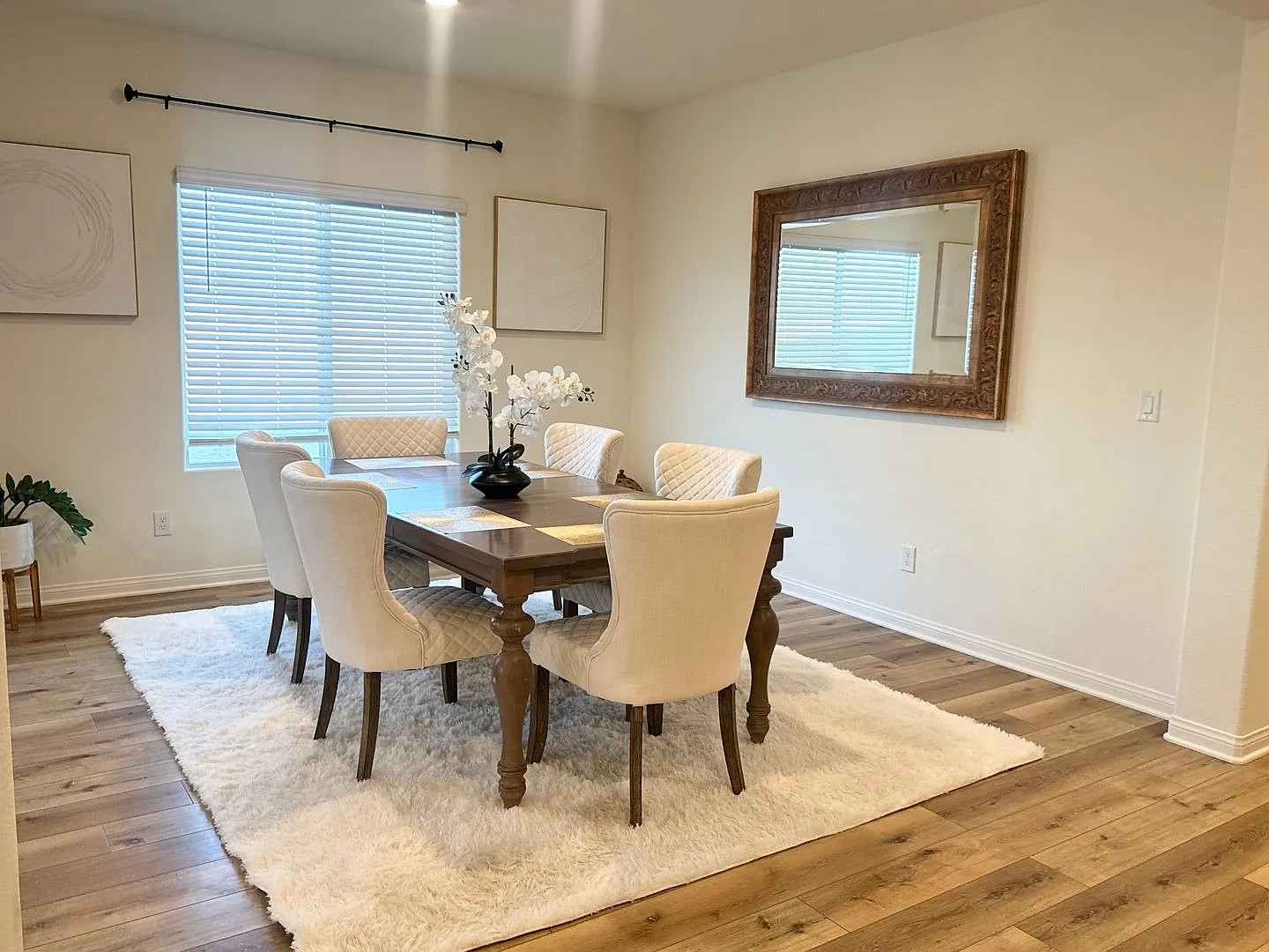Beautiful single-story home built in 2023 featuring 4 bedrooms, 3 bathrooms, and approximately 2,... — Photo 3