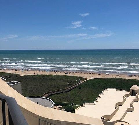 4th image of 334 Padre Blvd #1102