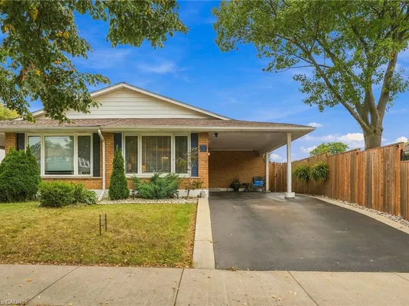 10 Courtland Ave, Hamilton, ON L9C 5Z2