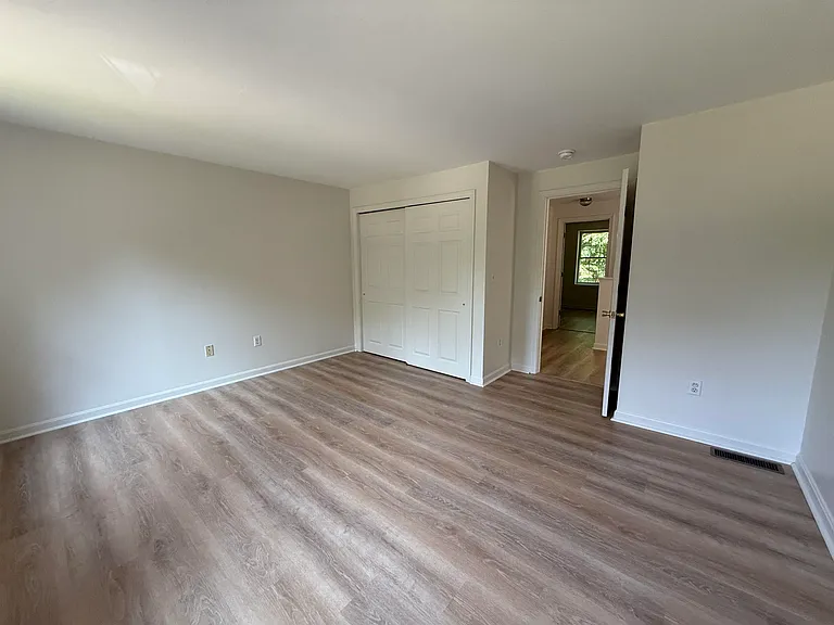 144 Main St #3 — Photo 18