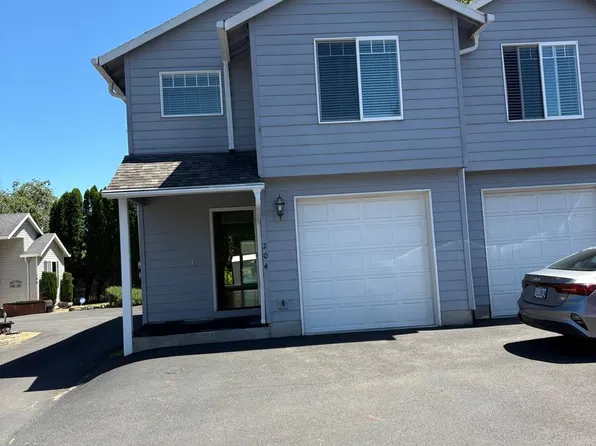 204 SE Kane Dr, Gresham, OR 97080
