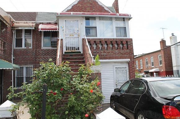 1st image of 634 E 91st St