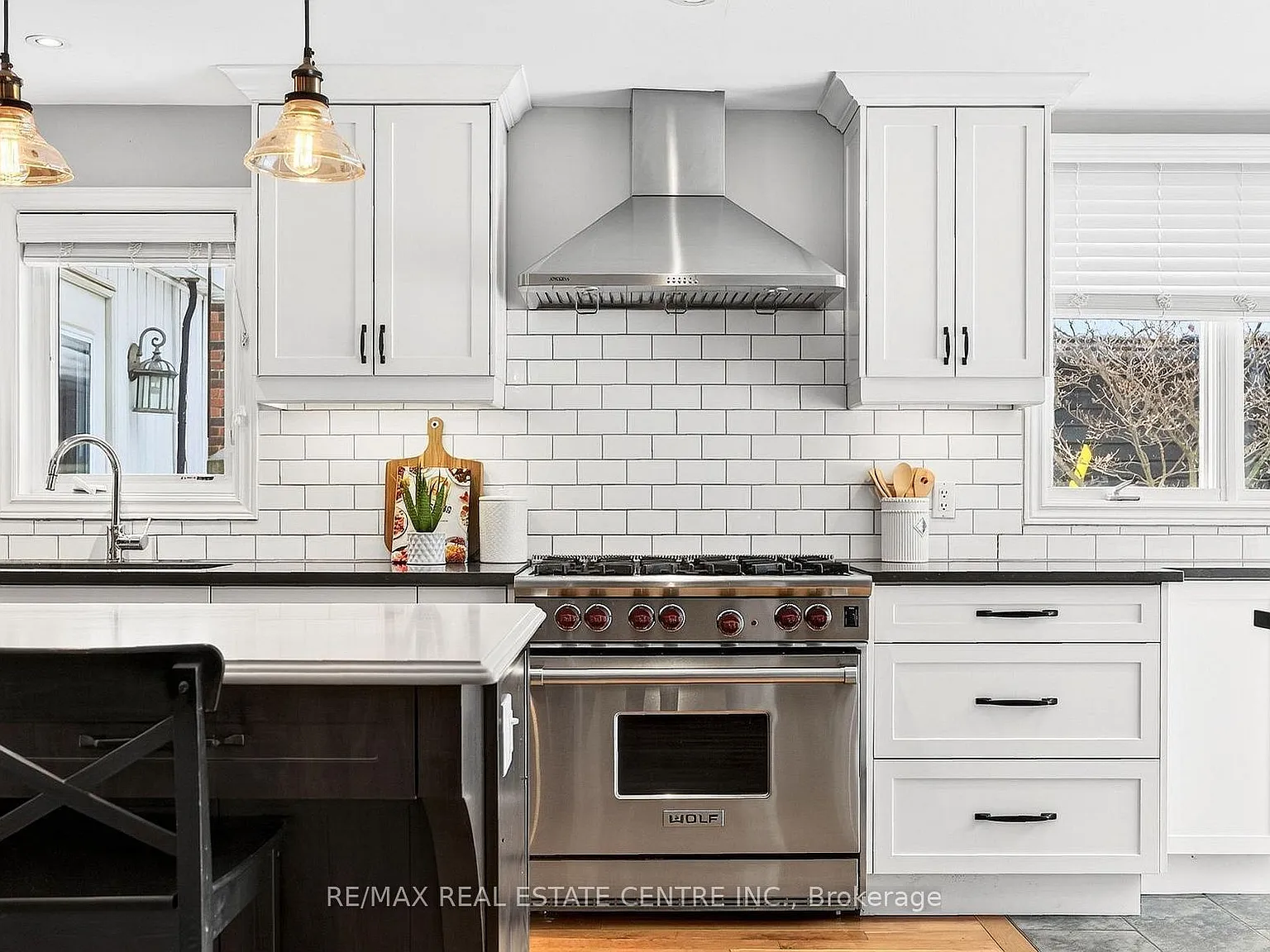 4 bed, $6,399 — Photo 2