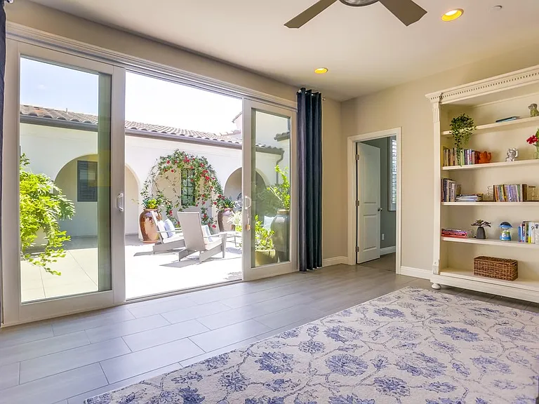 16961 Crescent Creek Dr — Photo 31