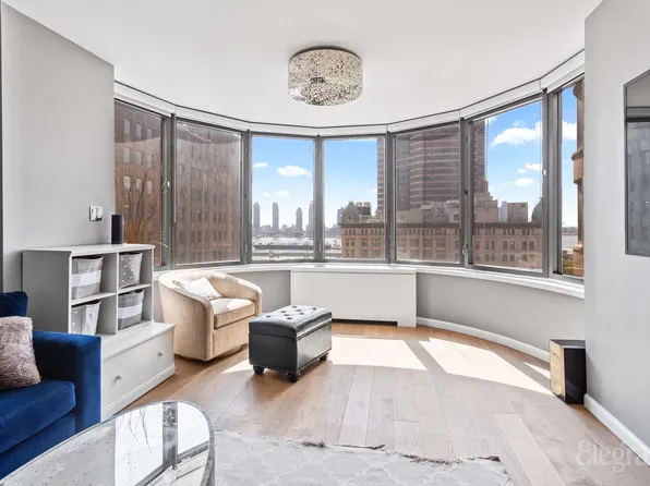 330 East 38th Street 8IJ image 2 of 21
