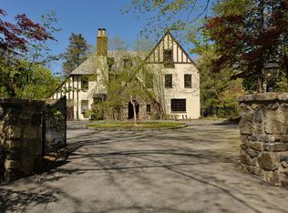 501 Bear Ridge Rd, Pleasantville, NY 10570