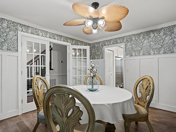 4th image of 114 Woodhill Ln