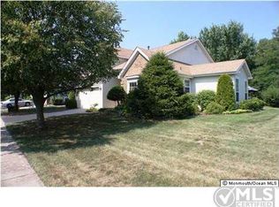 88 Chain Blvd, Bayville, NJ