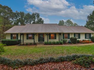 5288 Lake Carlton Rd S, Loganville, GA 30052