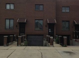 9511 S Racine Ave, Chicago, IL 60643