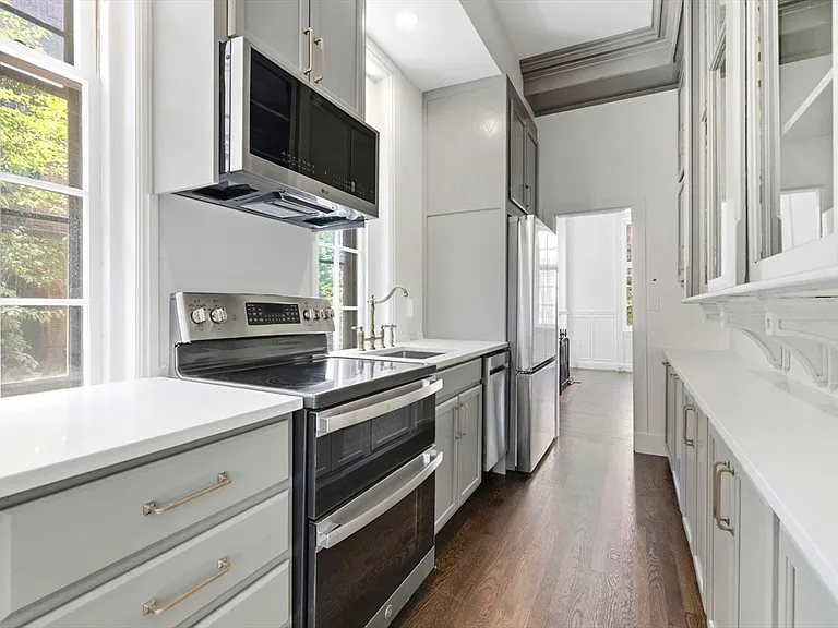 2 Otis Pl #1 — Photo 6