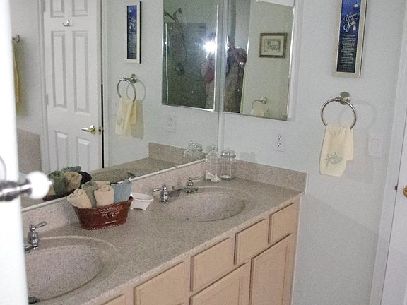 4th image of 4605 E Fernwood Ct